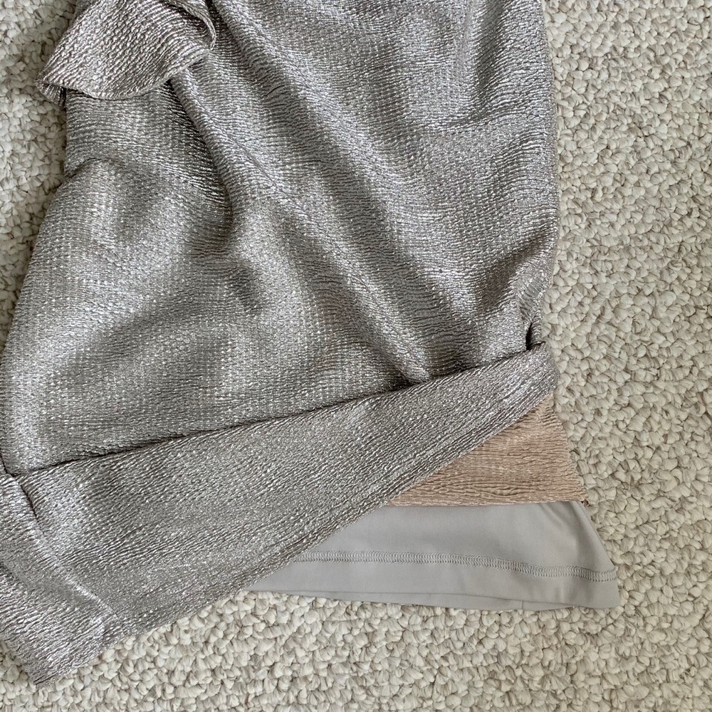 Silver & gold cocktail dress with ruffle - Picture 3 of 10